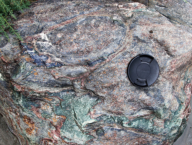 complex pillows and metamorphic facies