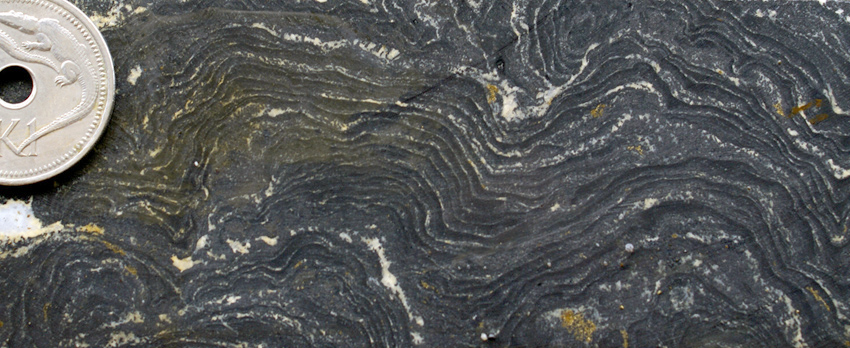 Ok Tedi Copper-Gold Mine, Papua New Guinea: Fluid Flow and Magnetite ...