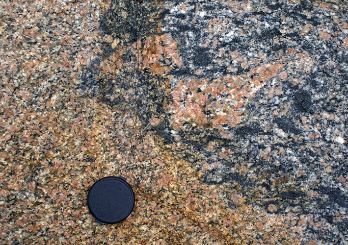 granite disaggregation
