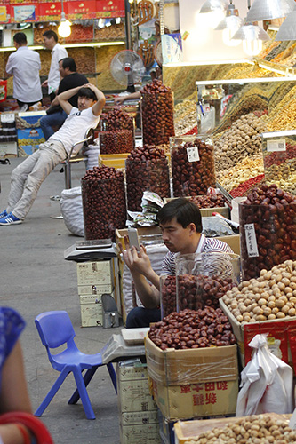 Erdaoqiao market